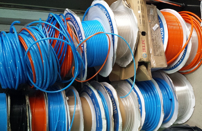 ống khí nén, đầu nối ống khí nén