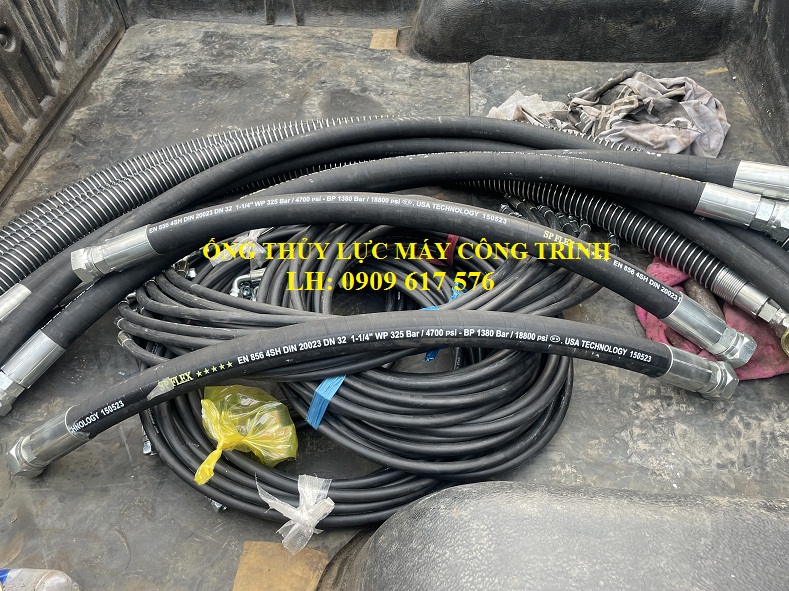 Ống thủy lực cho máy công trình 
